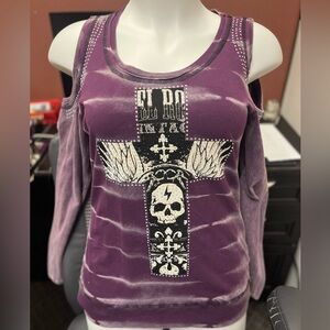 NWT Open Shoulder Stone Embellished Graphic Tee 💀💀
